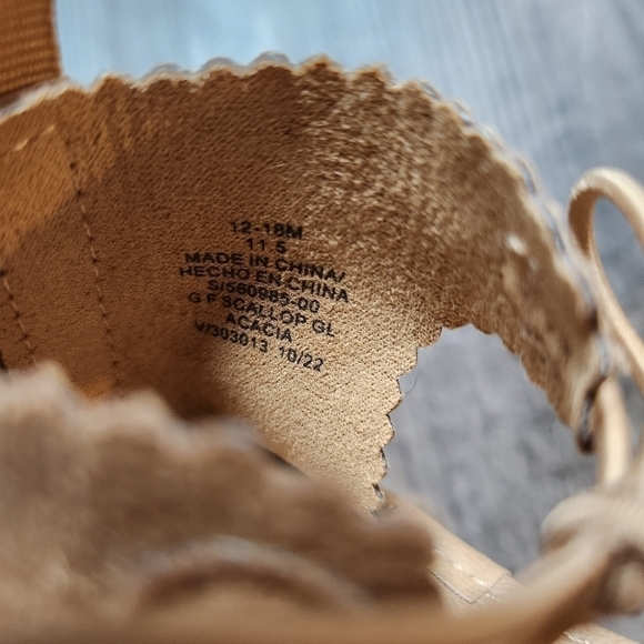 Baby Sandals - Picture 3 of 4